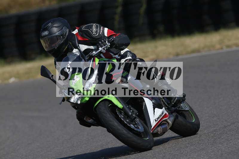 Archiv-2023/28 05.06.2023 Moto Club Anneau du Rhin/blanc-novice/5
